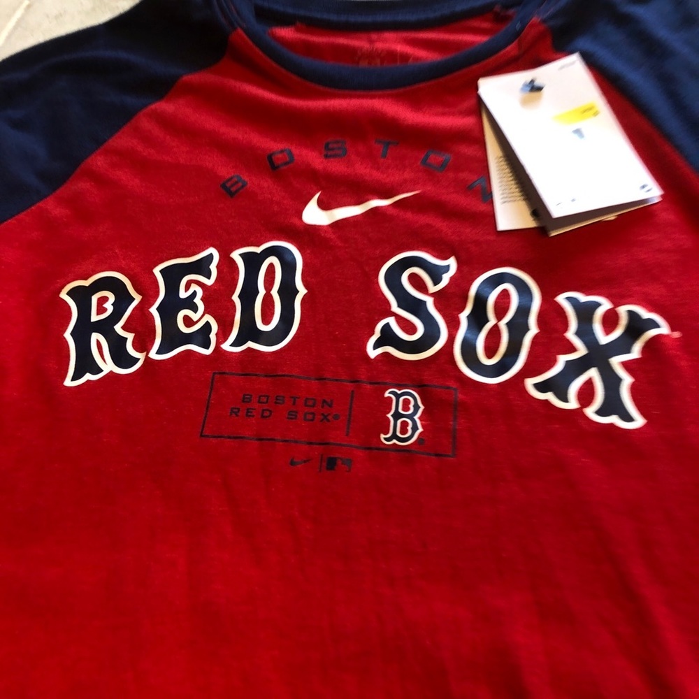 Nike Red Sox tee